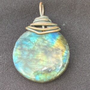 Iridescent Stone Pendant Necklace